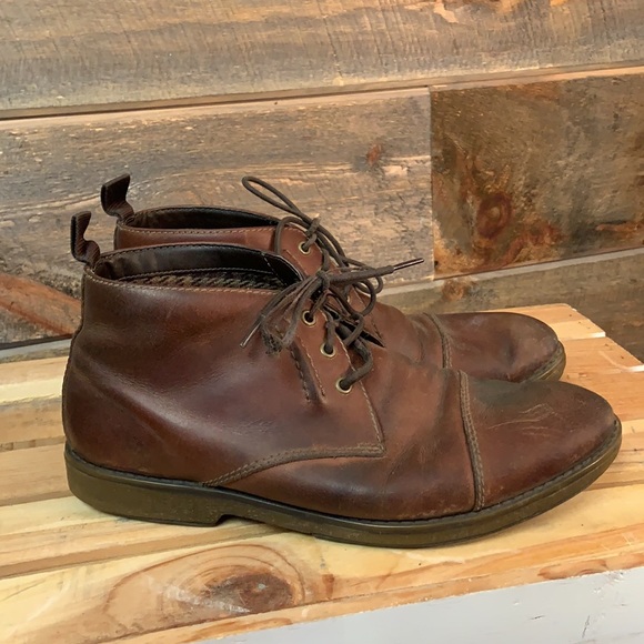 Clarks Other - Clarks Chukka Brown Leather Boots Size 8